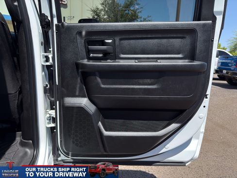 Used 2024 RAM 3500 Tradesman w/ Chrome Appearance Group AWD/4WD image 23