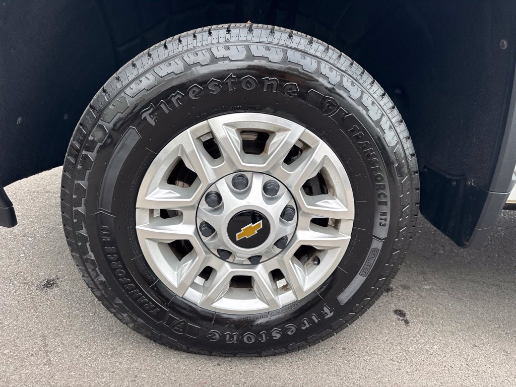 Used 2025 Chevrolet Silverado 2500 LT w/ Safety Package AWD/4WD image 28