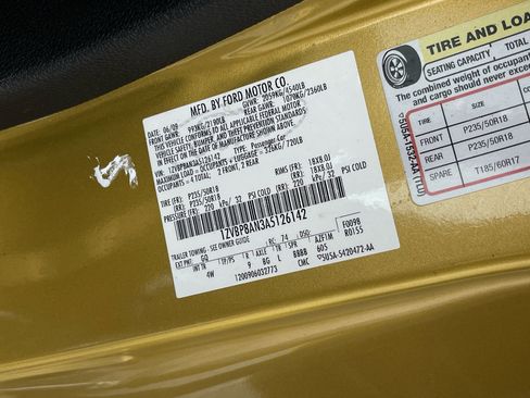 Used 2010 Ford Mustang Coupe image 12