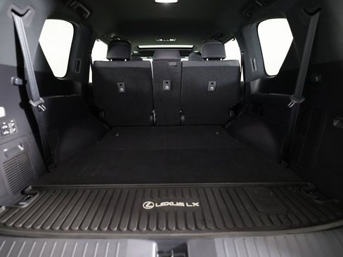 Used 2023 Lexus LX 600 4WD w/ Appearance Package image 17