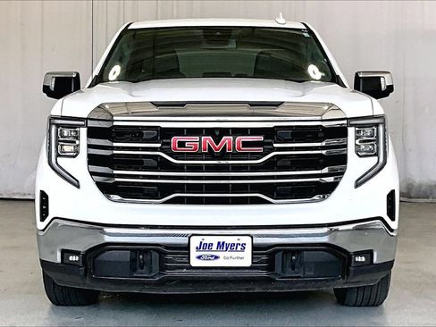 Used 2025 GMC Sierra 1500 SLT RWD image 3