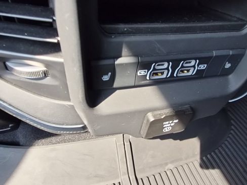 Used 2026 RAM 1500 Laramie w/ Sport Appearance Package AWD/4WD image 24