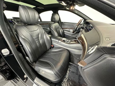 Used 2020 Mercedes-Benz S 560 4MATIC Sedan image 7