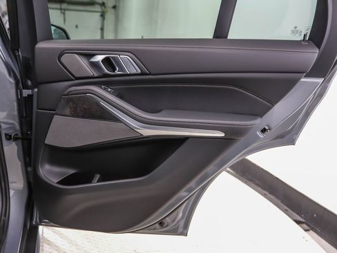New 2026 BMW X5 xDrive40i AWD/4WD image 25
