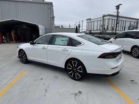 New 2026 Honda Accord Touring image 2