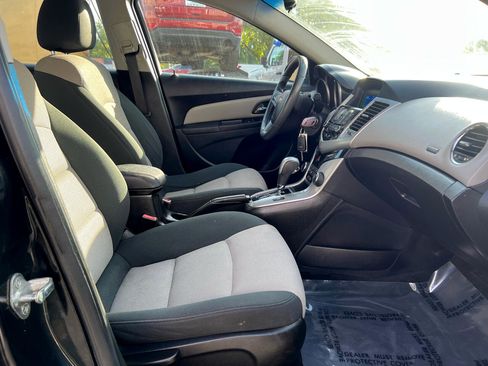Used 2012 Chevrolet Cruze LS w/ Connectivity Package image 14