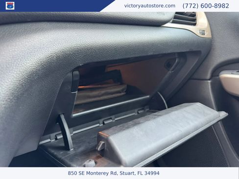 Used 2018 Jeep Cherokee Latitude w/ Altitude Package AWD/4WD image 31