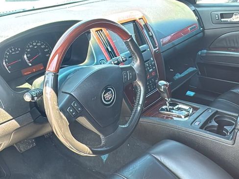 Used 2007 Cadillac STS V8 w/ Preferred Equipment Group AWD/4WD image 16