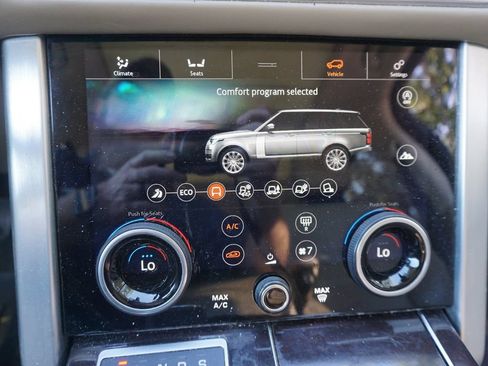 Used 2019 Land Rover Range Rover Supercharged AWD/4WD image 12