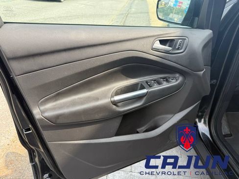 Used 2015 Ford Escape SE FWD image 9