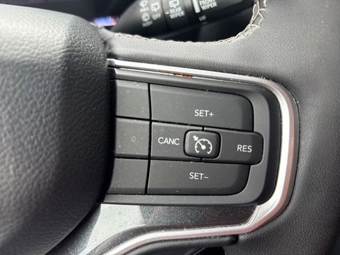 Used 2024 Jeep Wagoneer L 4WD image 22