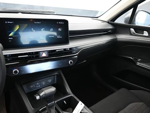 Used 2025 Kia K5 LXS FWD image 21