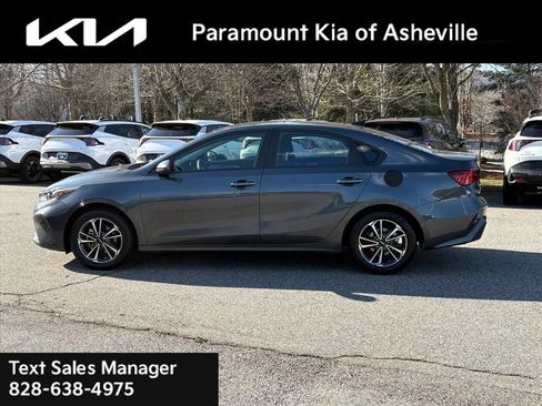 Used 2024 Kia Forte LXS image 3