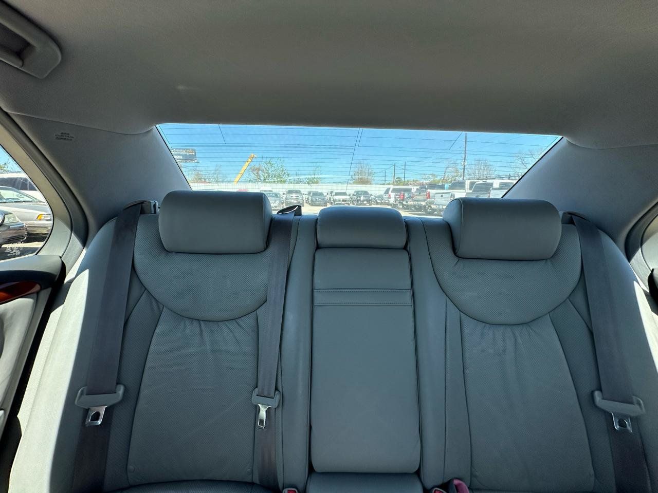 Used 2004 Lexus LS 430 RWD image 47