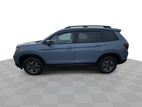 Used 2022 Honda Passport TrailSport image 3
