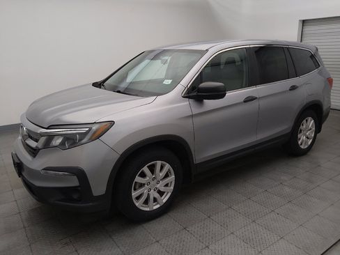 Used 2021 Honda Pilot LX image 2