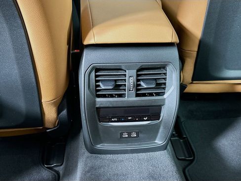 New 2026 BMW i4 eDrive40 w/ M Sport Package RWD image 17