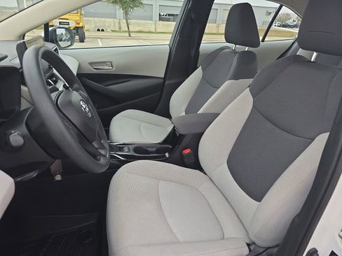 Used 2020 Toyota Corolla L image 15