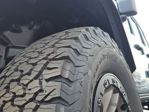 New 2025 Jeep Wrangler Unlimited Rubicon 392 image 21