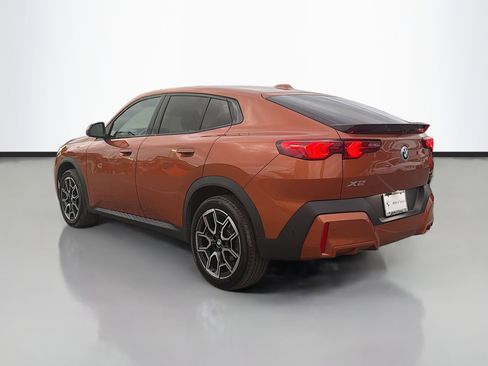 Used 2025 BMW X2 xDrive28i image 5