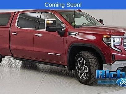 Used 2024 GMC Sierra 1500 SLT w/ SLT Premium Plus Package