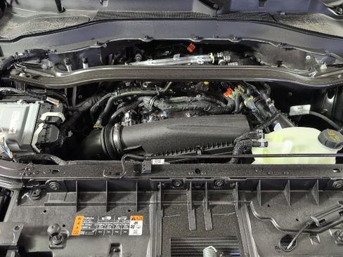 New 2026 Ford Explorer ST-Line w/ ST-Line Street Pack AWD/4WD image 3