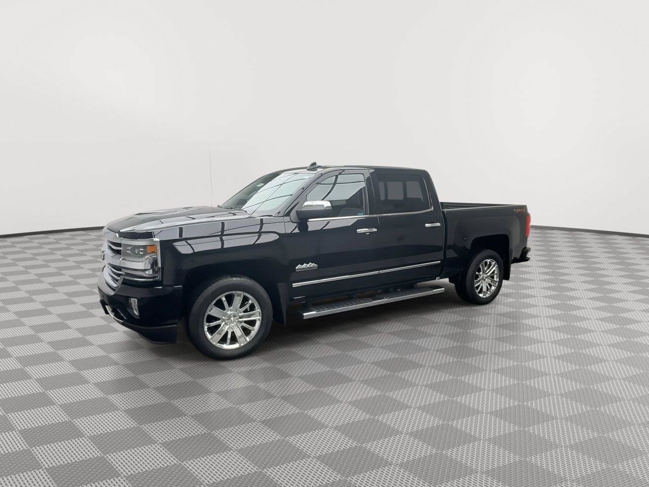 Used 2018 Chevrolet Silverado 1500 High Country w/ LPO, Protection Package AWD/4WD image 39