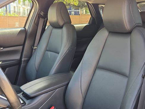 Used 2024 MAZDA CX-30 AWD 2.5 S w/ Select Sport Pkg image 13