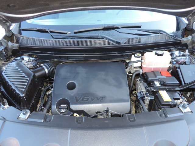 Used 2021 Chevrolet Traverse LT FWD image 17