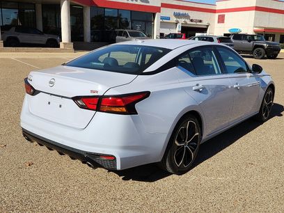 Used 2024 Nissan Altima 2.5 SR