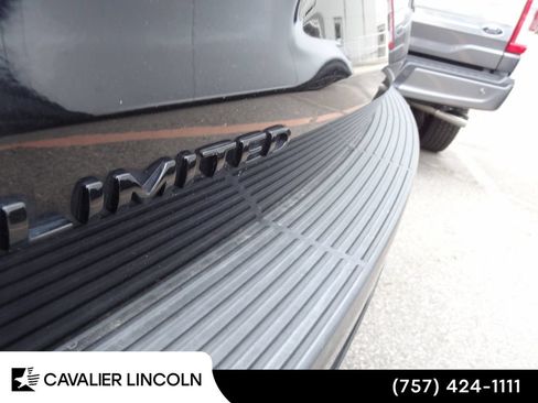 Used 2019 Ford Expedition Max Limited w/ Equipment Group 303A AWD/4WD image 9