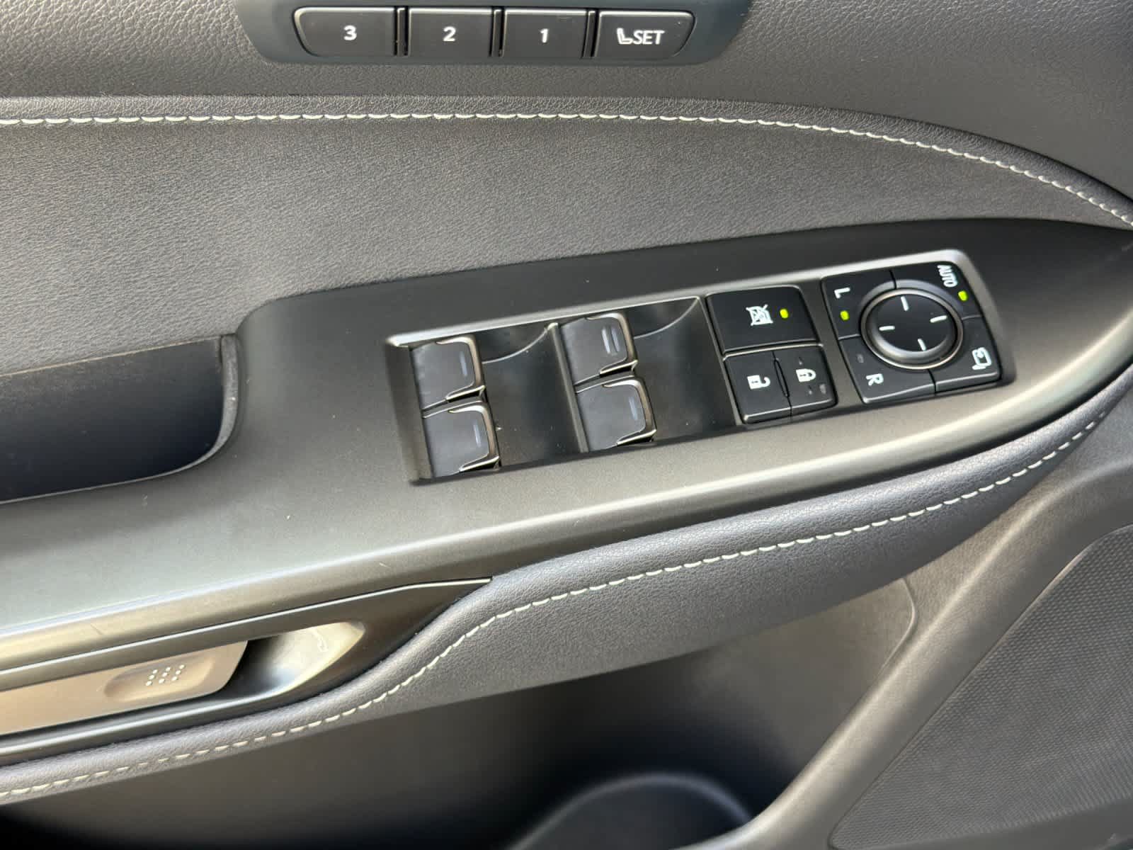 Certified 2026 Lexus NX 350h AWD w/ Accessory Package (2T) image 13