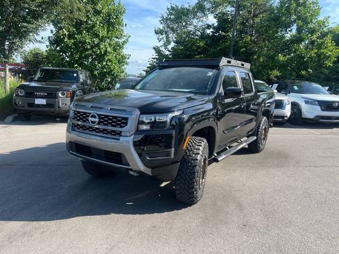 New 2026 Nissan Frontier SV w/ Tow Package AWD/4WD image 4