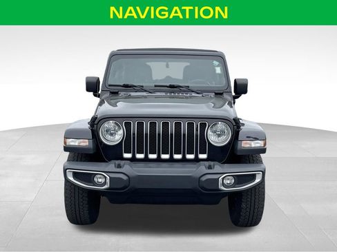 Used 2020 Jeep Wrangler Unlimited Sahara AWD/4WD image 3