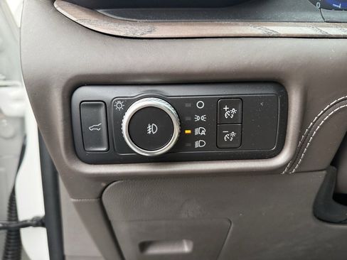 Used 2021 Ford Explorer Platinum w/ Equipment Group 601A image 18