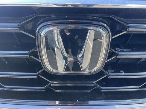Used 2024 Honda CR-V EX image 3
