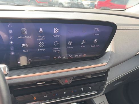 Used 2024 Buick Envision Sport Touring AWD/4WD image 24