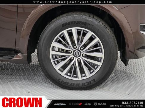 Used 2022 Nissan Armada SL image 9