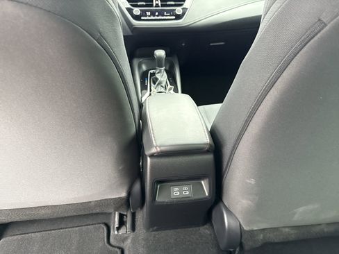 Certified 2025 Toyota Corolla SE image 21