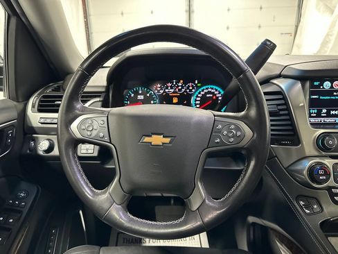 Used 2019 Chevrolet Tahoe Premier AWD/4WD image 18