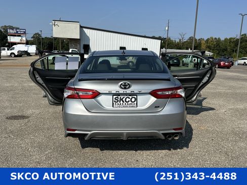 Used 2020 Toyota Camry SE image 33