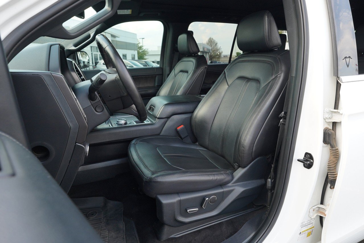 Used 2021 Ford Expedition Limited RWD image 18
