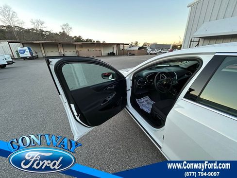 Used 2022 Chevrolet Malibu LS w/ LPO, Convenience Package 1 image 26