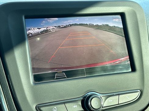 Used 2022 Chevrolet Equinox RS image 17