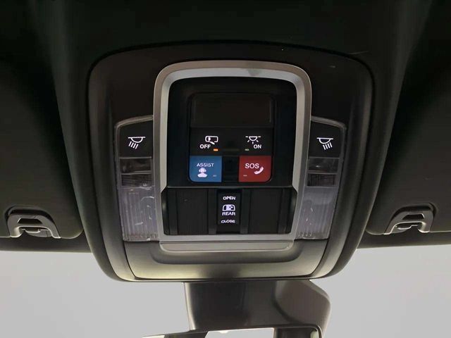 Used 2026 RAM 1500 Laramie AWD/4WD image 54
