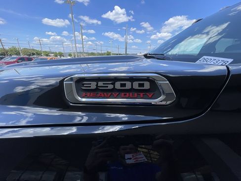Used 2025 RAM 3500 Big Horn AWD/4WD image 32