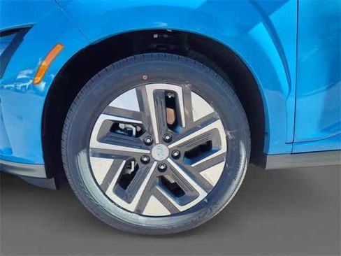 Certified 2022 Hyundai Kona SEL w/ Cargo Package image 9