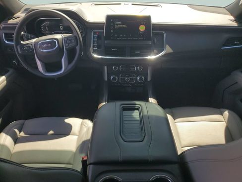 Used 2023 GMC Yukon SLT w/ SLT Premium Package AWD/4WD image 14