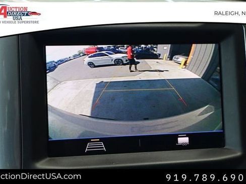 Used 2021 Chevrolet Silverado 1500 Custom image 8