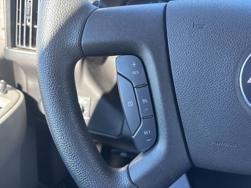 Used 2023 Chevrolet Express 2500 w/ Driver Convenience Package image 17